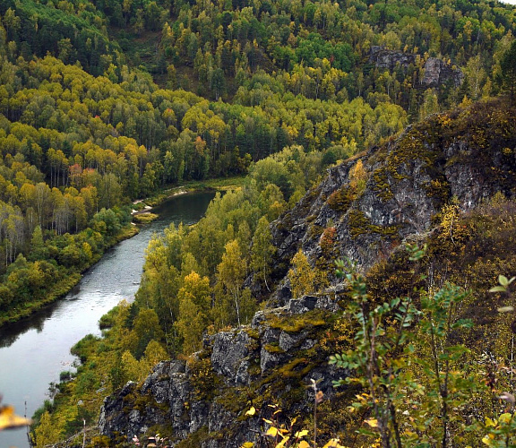 Бердские скалы и водопады