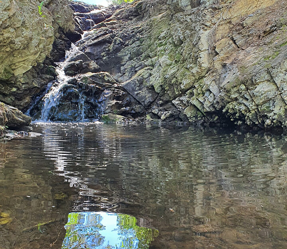 Караканский бор, Мраморное озеро, Чингис