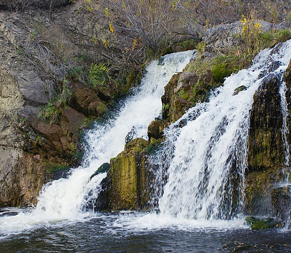 «Бердские скалы и водопады»